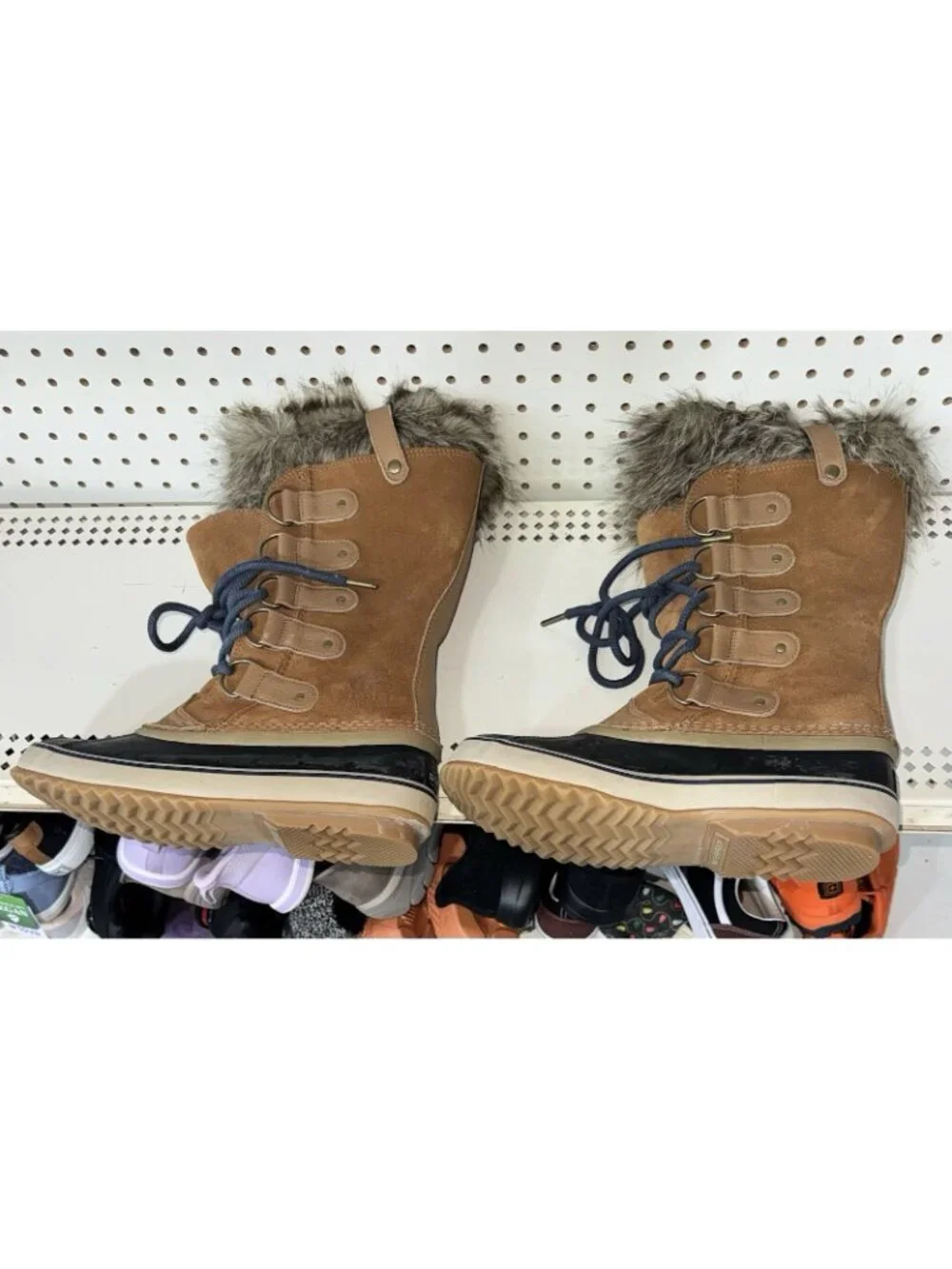 Sorel excellent see